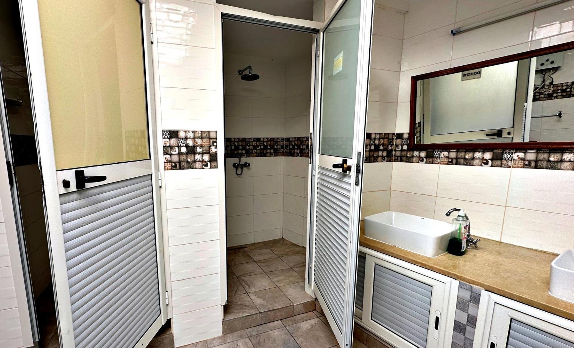 (סוס (עיר Hotel Paris מראה חיצוני תמונה