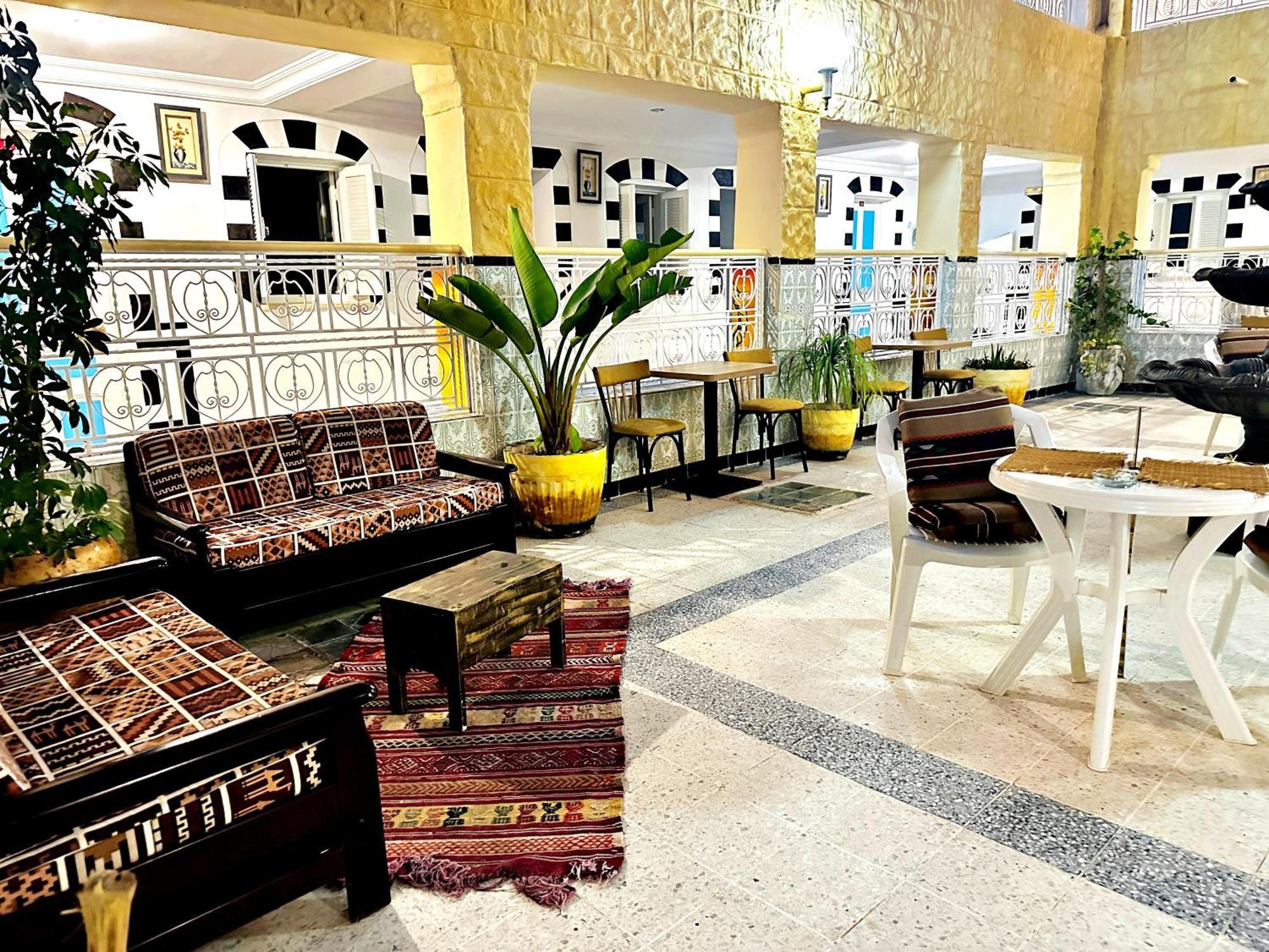 (סוס (עיר Hotel Paris מראה חיצוני תמונה